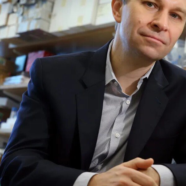 This startup has the lead in longevity, securing the primary FDA-approved partial&hellip;