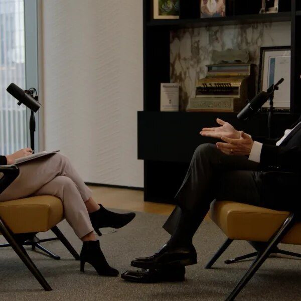 Pfizer CEO says he used ‘emotional blackmail’ to get staff to realize…