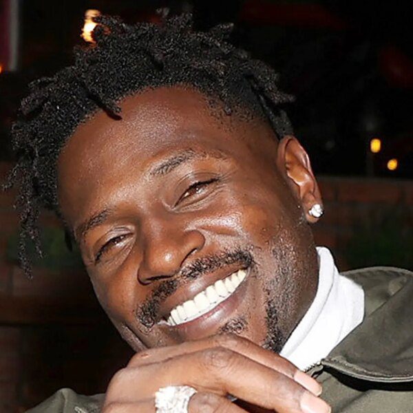 Antonio Brown, Facing Attempted Murder Charge, Allowed To Travel Across Florida
