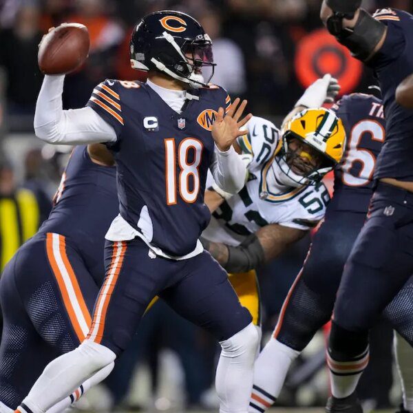 Chicago Bears beat Green Bay Packers 31-27 in playoff comeback victory