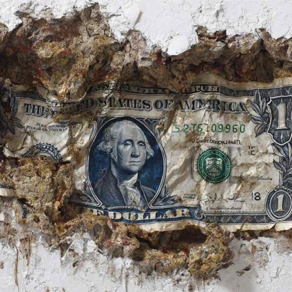 Dollar’s protected haven standing continues to lose attraction – SocGen