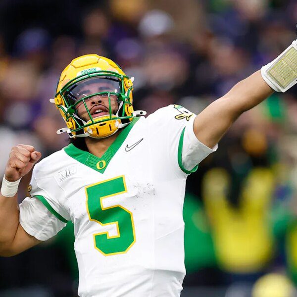 Boomer Esiason says Jets ‘lucked out’ with Dante Moore returning to varsity