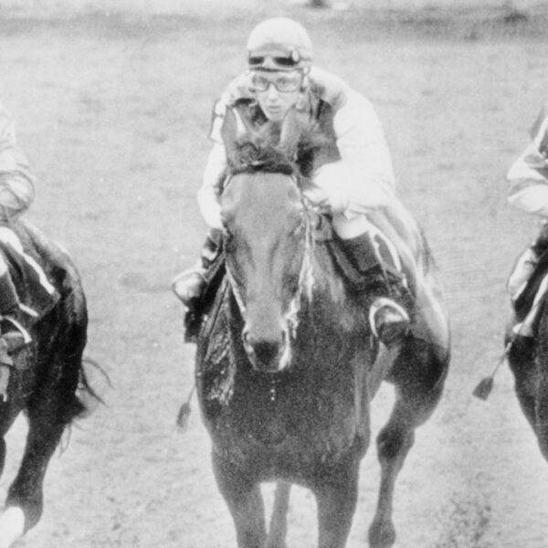 First feminine Kentucky Derby jockey Diane Crump dies at 77