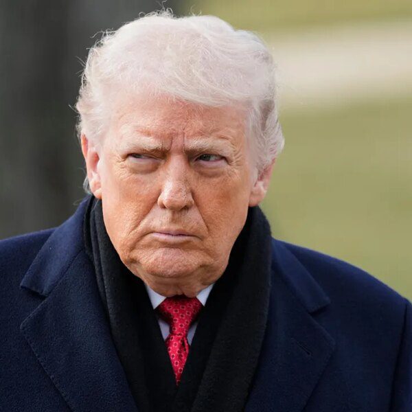 Trump pressures Iran to ‘come to the desk’ as ‘huge’ US armada…