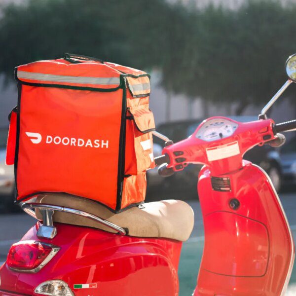 DoorDash says it banned driver who seemingly faked a supply utilizing AI