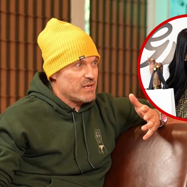 Brian Austin Green Says Tichina Arnold Forced Him to Keep Romance a&hellip;