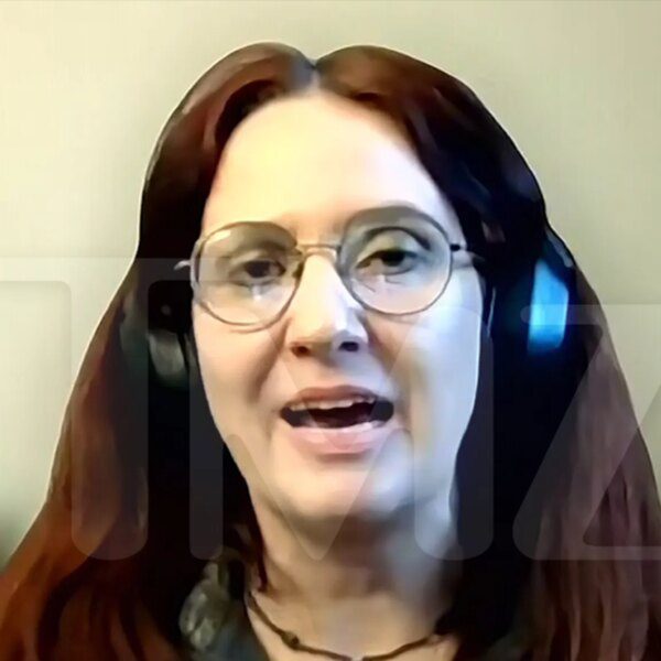 Journalist Passes ICE Background Check Despite Weed in Her System, Antifa Support