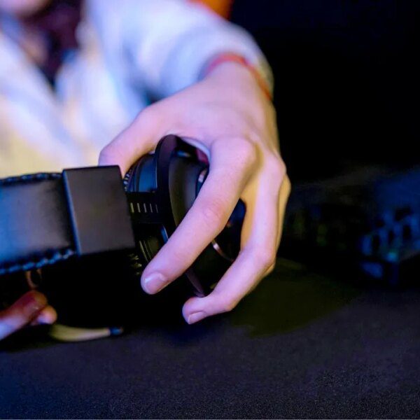 Google Fast Pair WhisperPair flaws enable Bluetooth system hijacking