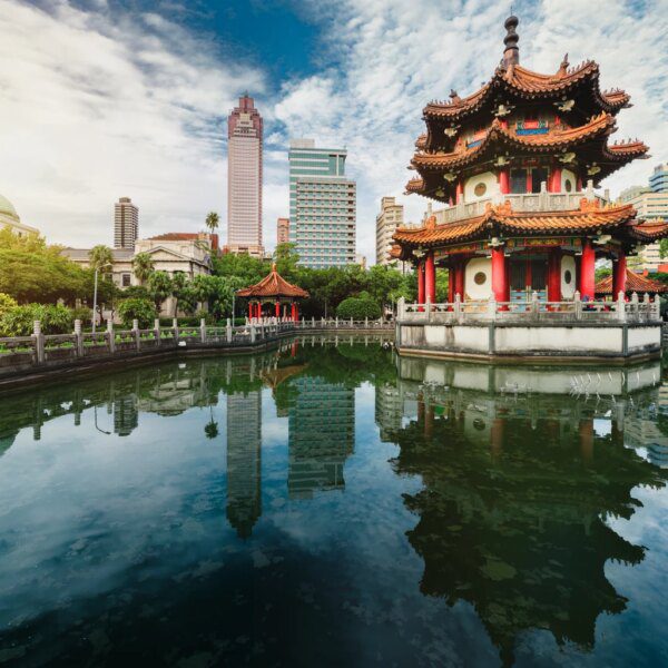 EWT: Taiwan, A Quiet Emerging Market Leader, Fresh All-Time High, Reiterate Buy