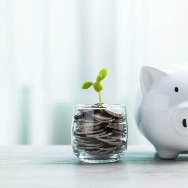 QQQX Vs. QQQI: The CEF Is Relatively More Attractive For Those OK…