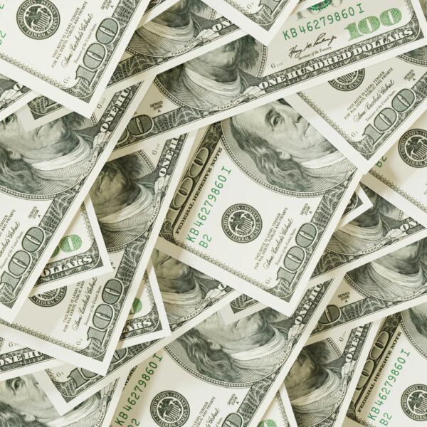 FRA: Avoid This High-Yielding Fund Until It Cuts The Distribution