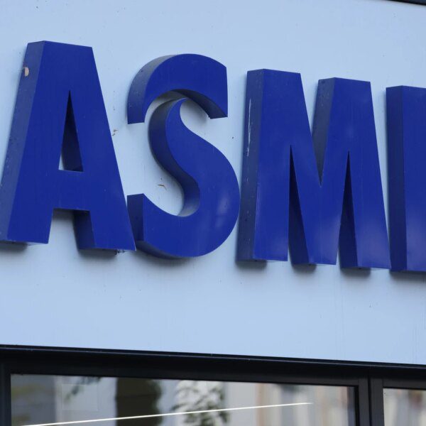 ASML: The AI Inference Opportunity And Short-Term China Revenue Uncertainty