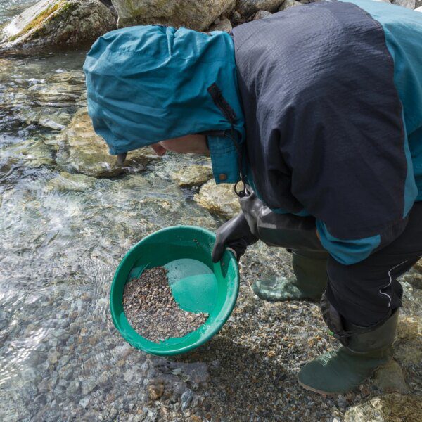 DUST: Fading The Miners At $5,000 Gold