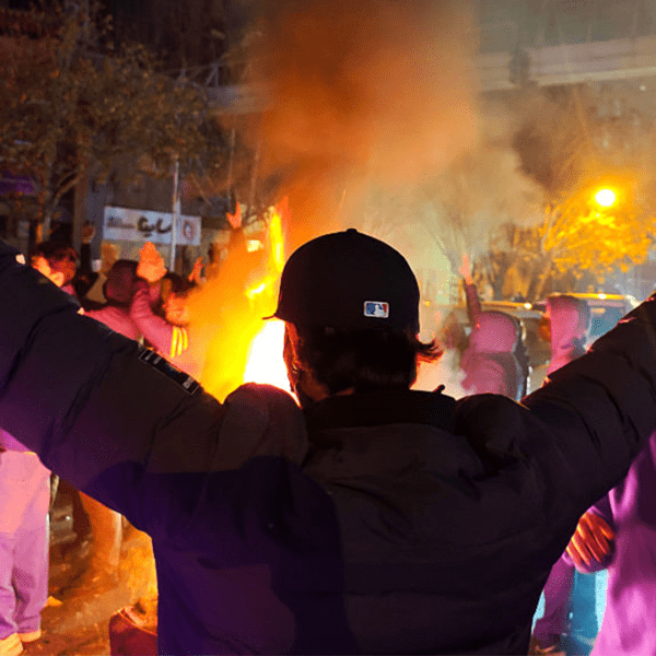 Iranians in a position to make some calls overseas as web stays&hellip;