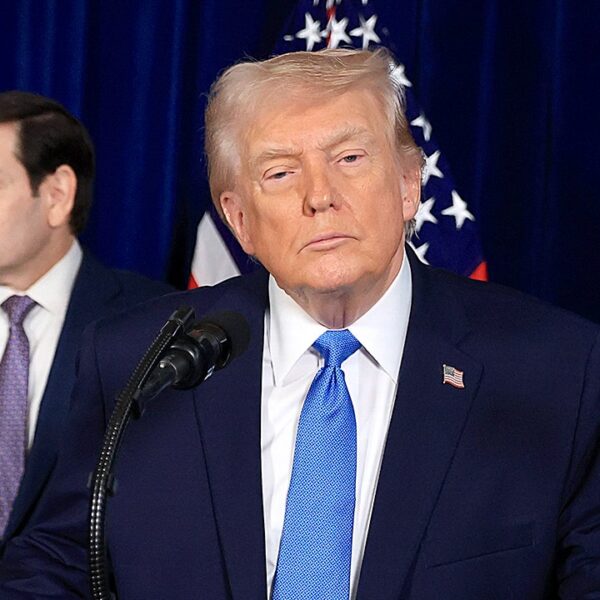 Venezuela prices divide Congress as lawmakers eye oil reserves, oversight