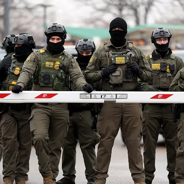 White House warns House Dem’s ICE QR code invoice will trigger ‘doxxing&hellip;