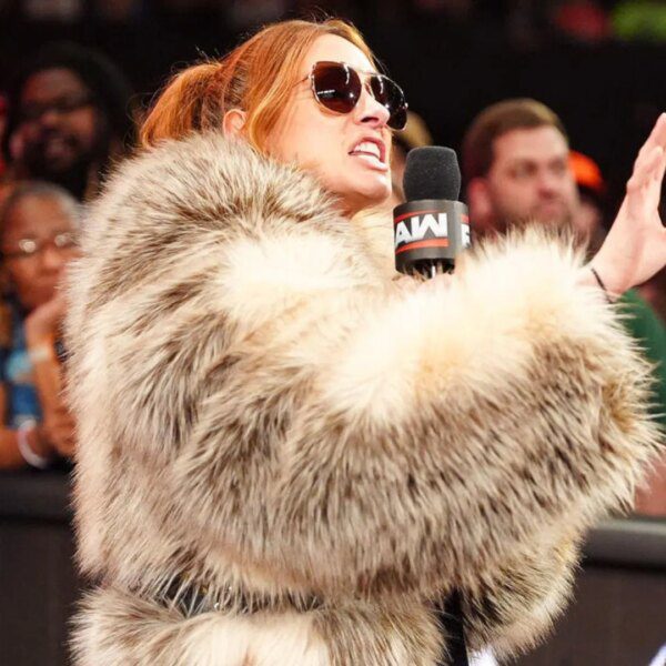 WWE veteran destroys Becky Lynch in newest rant after RAW