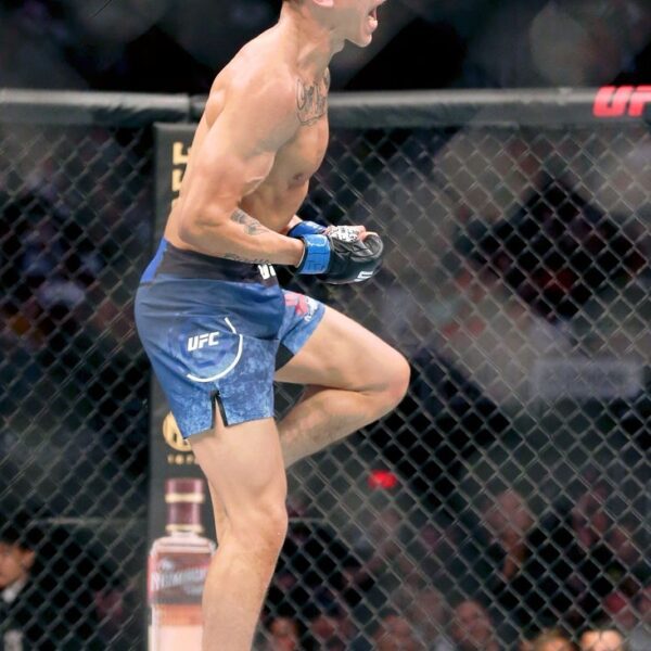 Mario Bautista secures submission victory in main-event debut