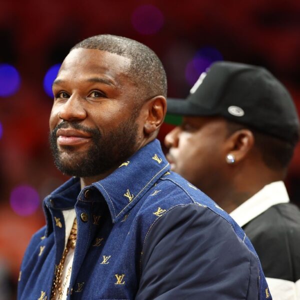 Reports: Floyd Mayweather, Mike Tyson set date for April in Africa