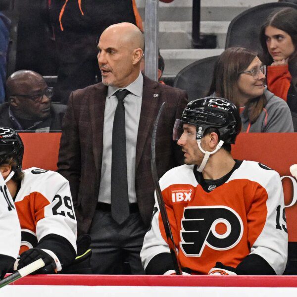 Flyers followers erupt at HC Rick Tocchet after fourth straight loss