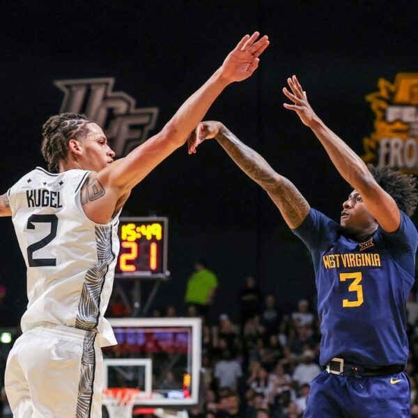 Honor Huff, West Virginia surge previous UCF