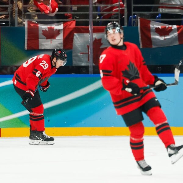 NHL teammates turn into foes with gold on the road