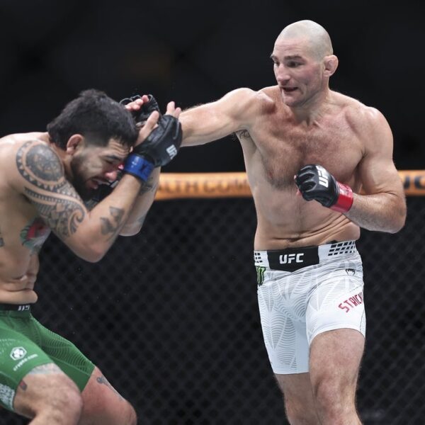 Sean Strickland snaps Anthony Hernandez’s win streak with TKO victory