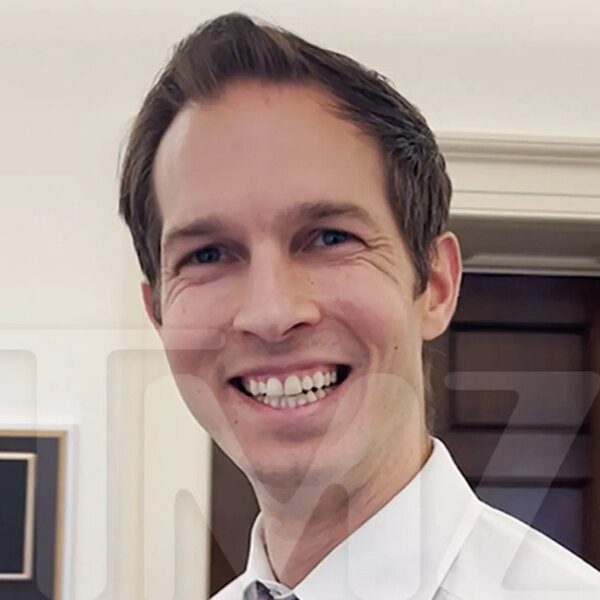 Rep. Jake Auchincloss Tells Fellow Members of Congress to ‘Touch Grass’