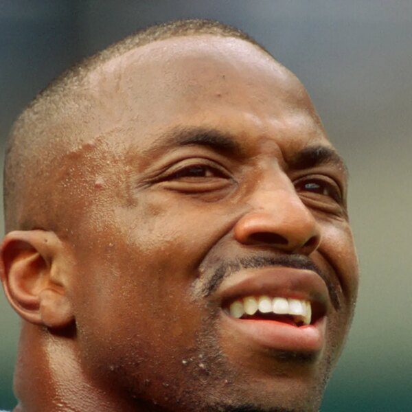 Tracy Scroggins, Longtime NFL Player, Dead At 56