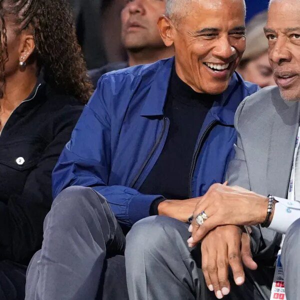 Obama clarifies he noticed no contact with aliens days after saying ‘they’re&hellip;