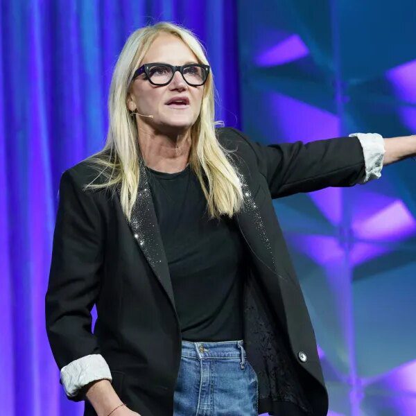 Mel Robbins says feeling caught ‘doesn’t imply you’re damaged’