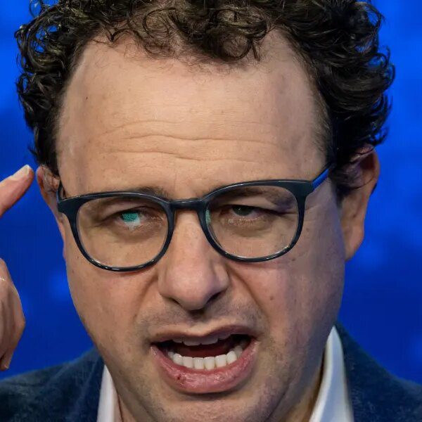 Scott Galloway on why Anthropic’s Super Bowl advert received to Sam Altman&hellip;