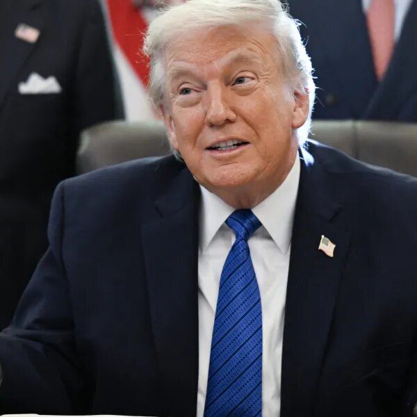 Down Arrow Button Icon