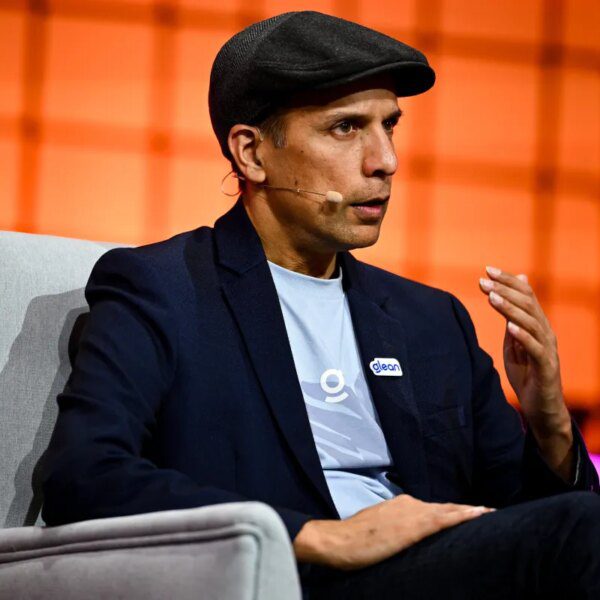 Who will personal your organization’s AI layer? Glean’s CEO explains