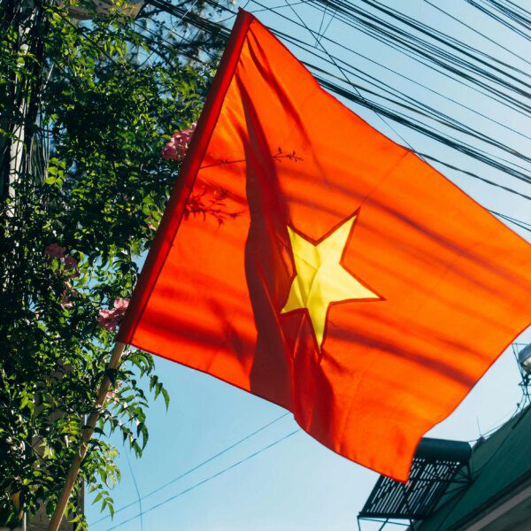 Crypto Traders In Vietnam Face New 0.1% Levy As Tax Rules Tighten
