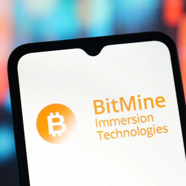 BitMine Buys Over 40,000 ETH As Sell-Off Deepens, Shrugs Off Massive Paper&hellip;