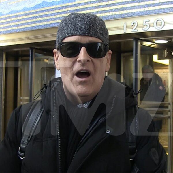 Cancer Survivor Dave Coulier Stresses Early Detection Is Everything