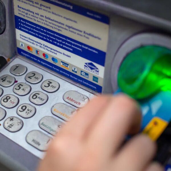 FBI says ATM ‘jackpotting’ assaults are on the rise, and netting hackers…