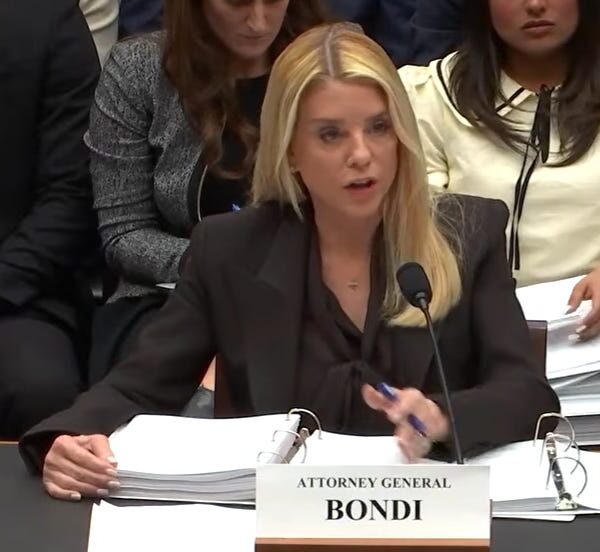 Pam Bondi Is Having An Epic House Hearing Meltdown