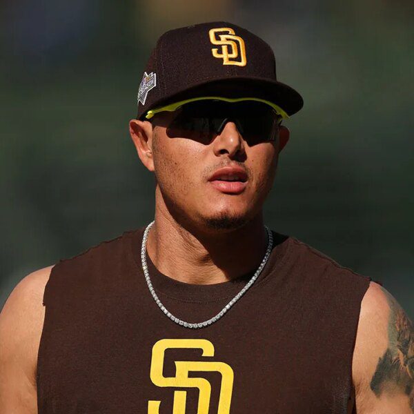 Dodgers’ $400 million payroll attracts reward from Manny Machado, Bryce Harper