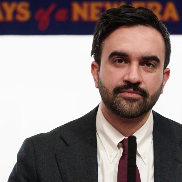 Mamdani criticized for opposing prosecution after alleged knife confrontation