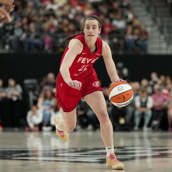 Caitlin Clark returns with double-double in Team USA debut