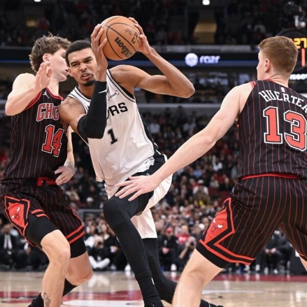 Spurs’ juggernaut returns residence to host reeling Bulls