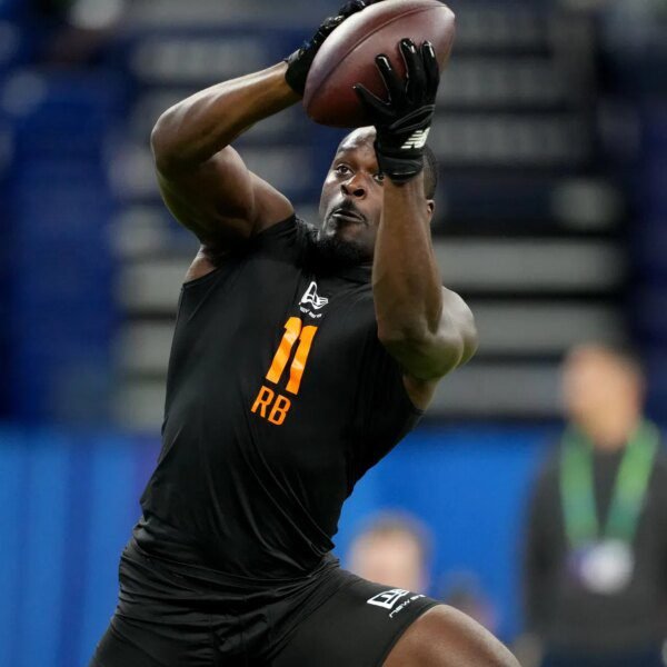 Jeremiyah Love projected to slip in 2026 NFL Draft to land with…