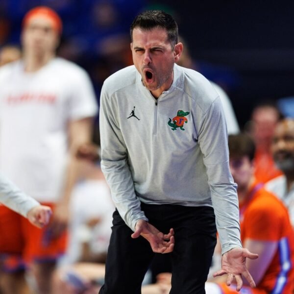 SEC champ Florida begins tourney with deep, harmful Kentucky
