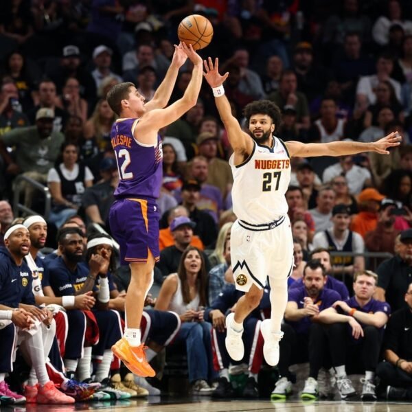 Nikola Jokic’s late hoop lifts Nuggets previous Suns