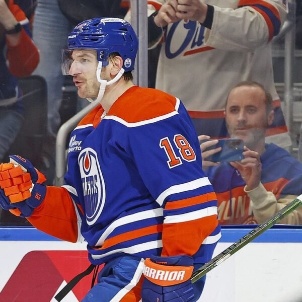 As Kraken battle for playoff spot, Oilers eye division title