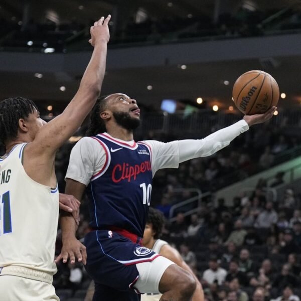 Benedict Mathurin pushes Clippers previous Bucks