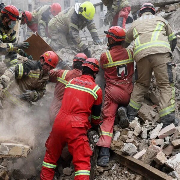 U.S. hits navy targets on Iran’s Kharg Island as battle escalates