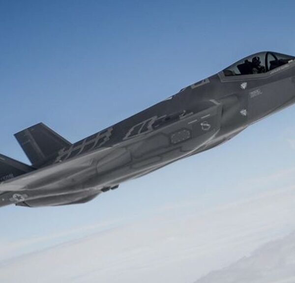 Air Force F-35 fighter jet crashes close to Las Vegas, pilot injured